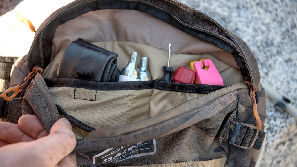 dakine hot laps 5l - this pack has adequate space for a couple of hours on a trail.