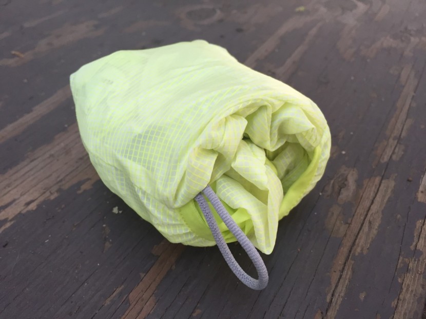 arc'teryx cita sl for women - the cita sl self-stows without the need for a heavy zipper.