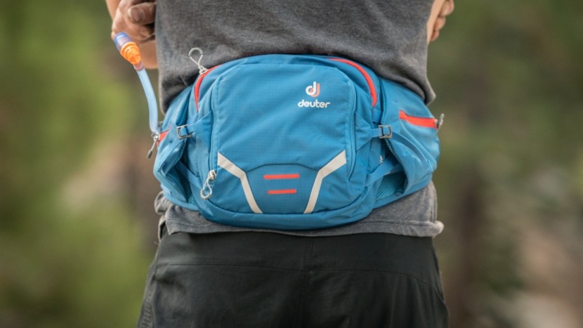 deuter pulse 3 5l - the square shape of the pulse 3 offers ample storage for moderate...