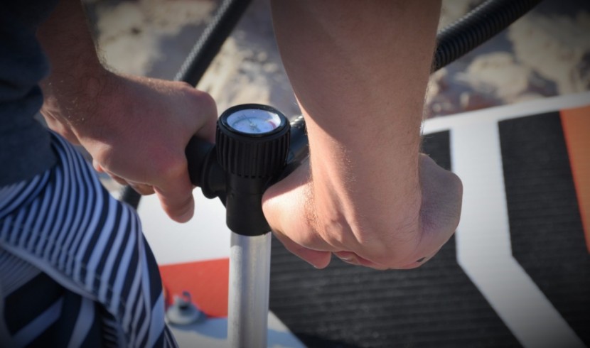 funwater 11 - the included pump started leaking once we hit 12 psi, the bottom of...