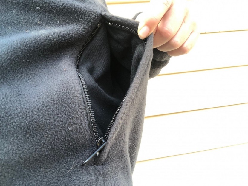 columbia benton springs for women - a look inside the fleece-lined pockets that offer optimal comfort.