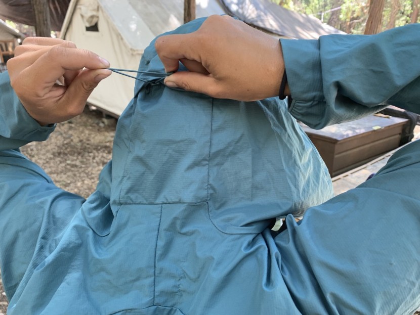 patagonia houdini air for women - the houdini air's hood is a little baggy, but the rear drawstring...