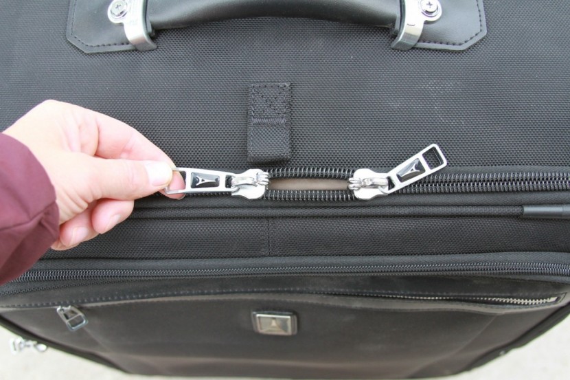 travelpro platinum magna 2 26" - the zippers, as we have assessed, are burly and offer great...