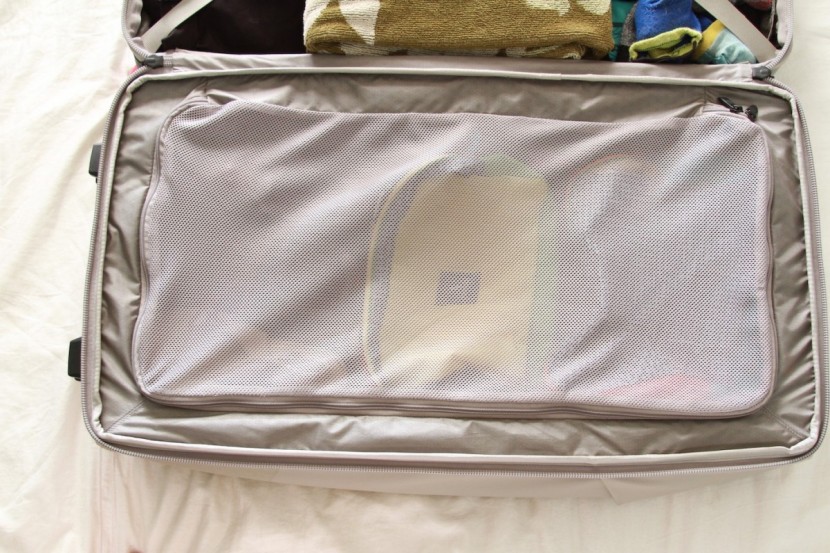 the north face stratoliner 75 - a look at the simple zippered compartment on the front flap.