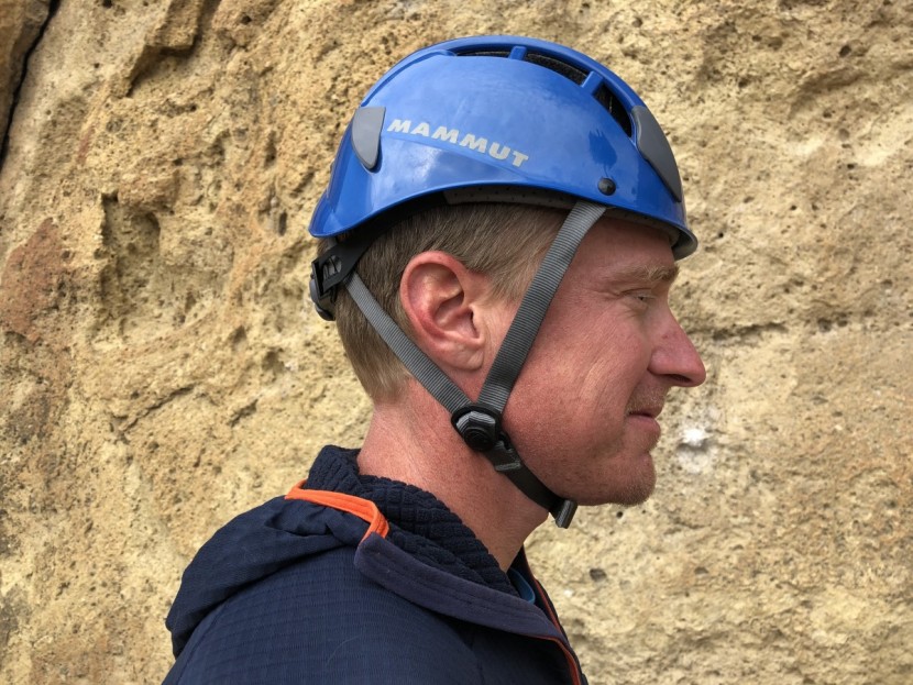 mammut skywalker 2 - side view showing the fit of the skywalker 2. this is a size large...