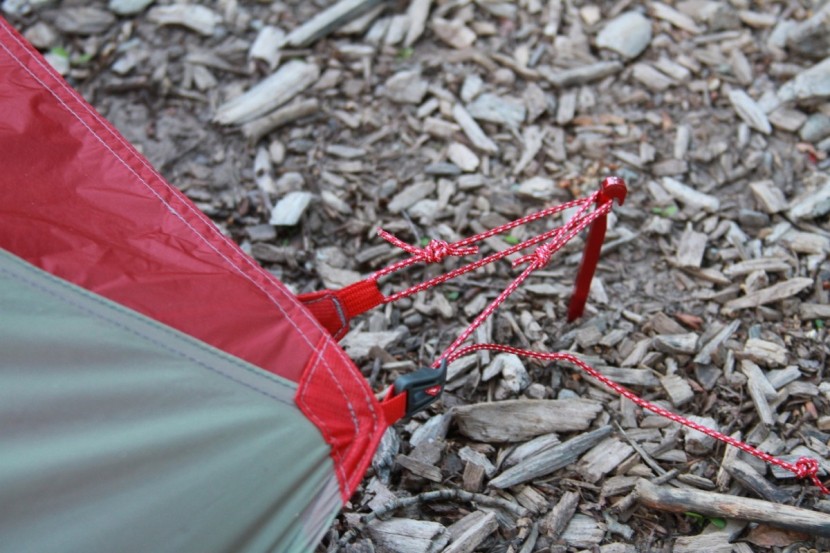 msr reflex 2 ul - a look at the tethering construction. the provided tent pegs aren't...