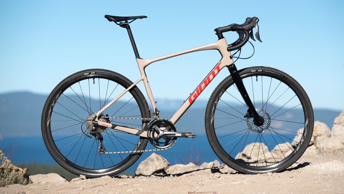 Giant Revolt Advanced 3 Review