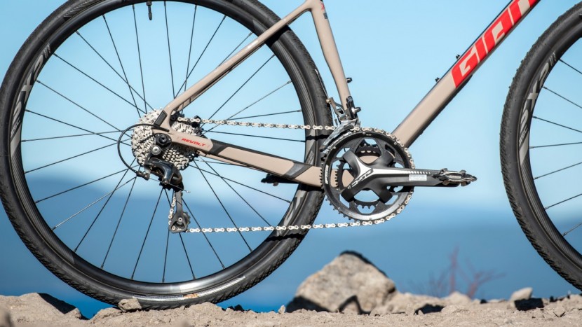 giant revolt advanced 3 - the shimano tiagra 2x10-speed drivetrain. functional, yes, flashy, no.