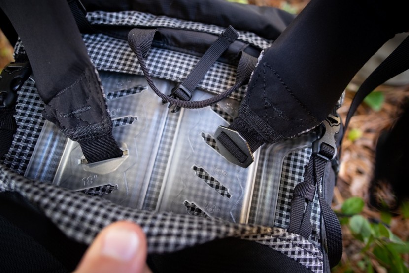 granite gear blaze 60 - the blaze 60 has a robust suspension, with an intuitive torso length...