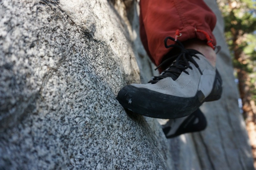 black diamond aspect - the aspect is black diamond's premium shoe for trad climbing. you'll...