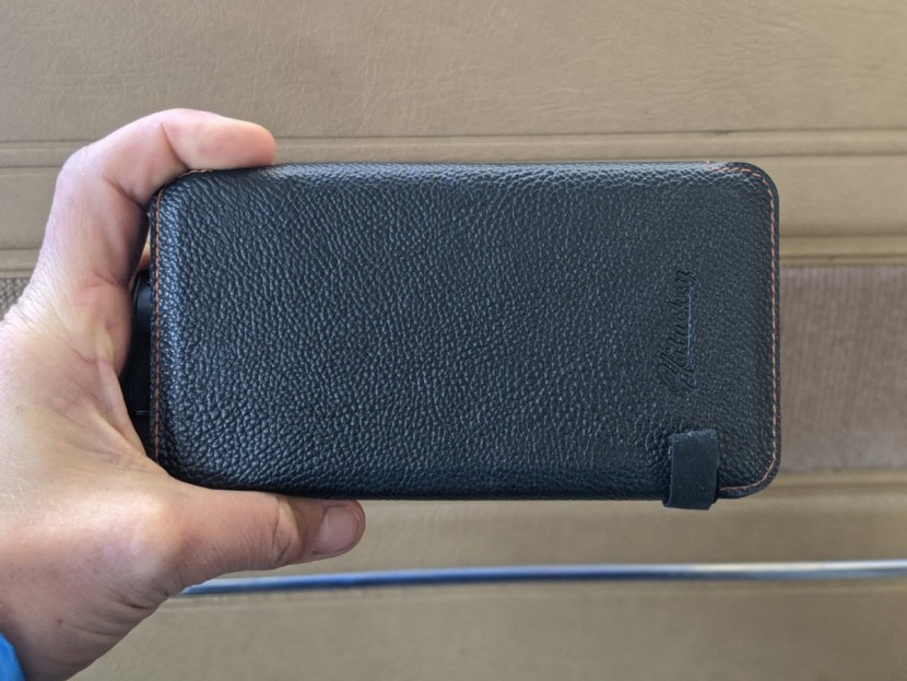 hiluckey s025 - its size makes it portable, but its weight can be a bit of an issue...