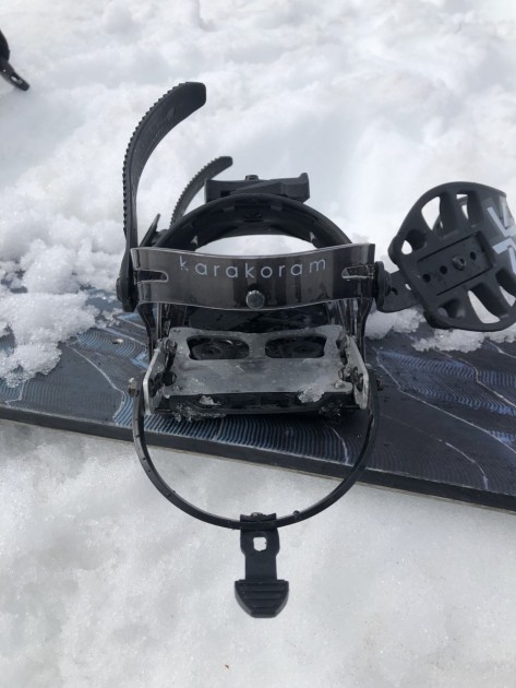 karakoram prime-x - this lever controls the active pins that connect to the ride or heel...