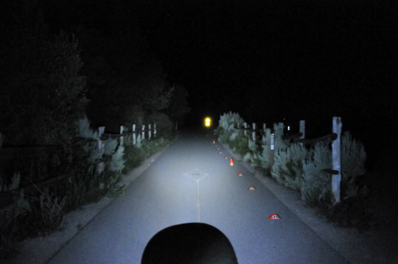 Beam photo of Yalumi LED 140-Lumen