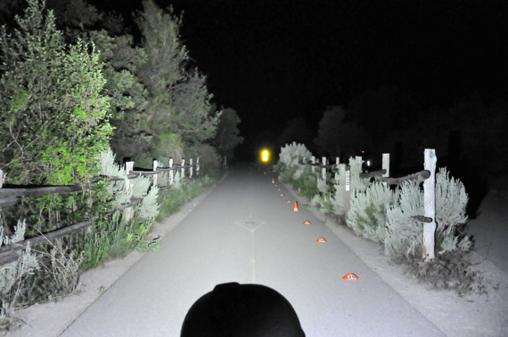 Beam photo of Zebralight H600w Mk IV