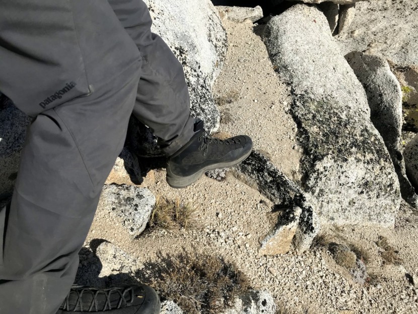 arc'teryx acrux tr gtx - charging downhill in scree and talus felt very stable in these boots.