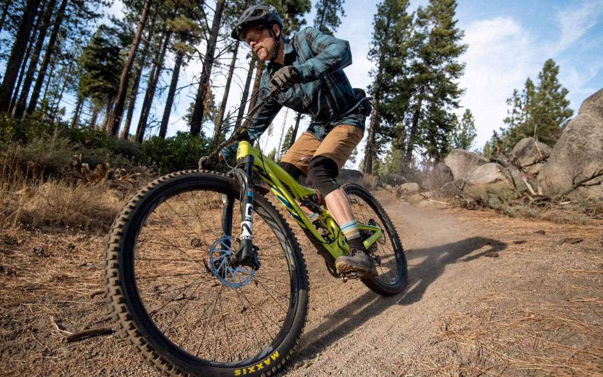 Ibis S35 Logo Carbon Boost Review (Traction is the big story, and wider is better.)