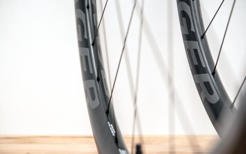 bontrager line pro 30 tlr boost 29" - the bontrager's ride quality is defined by the stiffness of the...