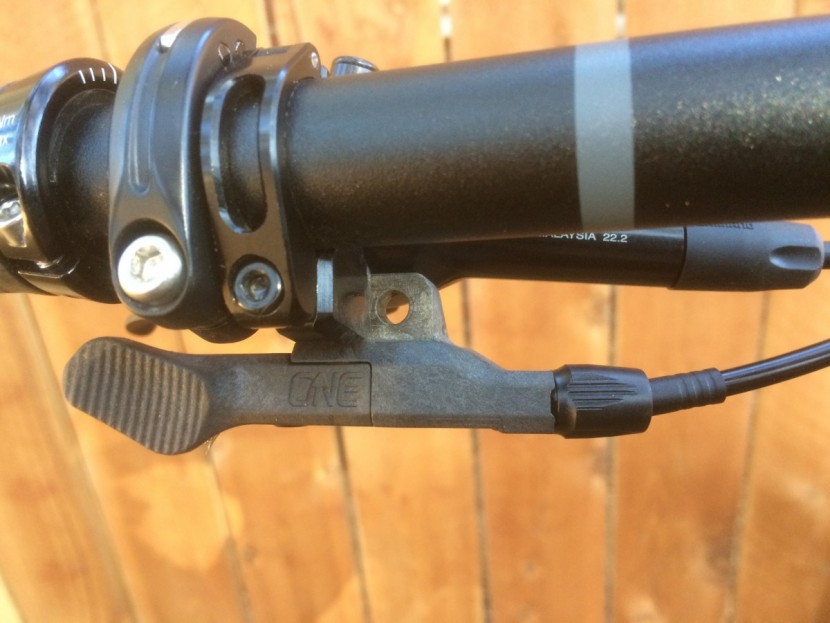 oneup dropper - the oneup is available with this carbon remote lever.