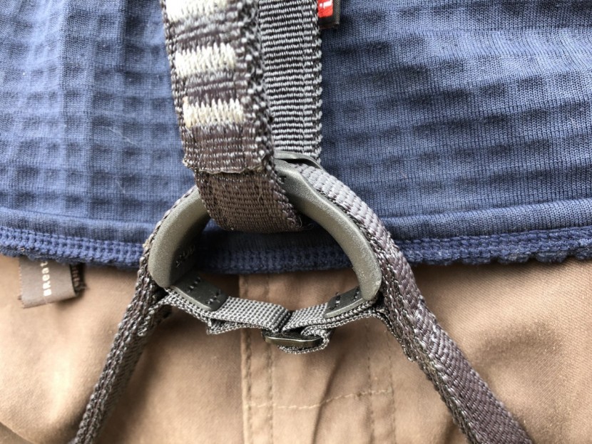 mammut ophir 4 slide - check out this plastic piece that protects the lower tie in point...