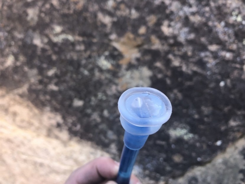 platypus hoser - the simple mouthpiece doesn't have a locking mechanism...