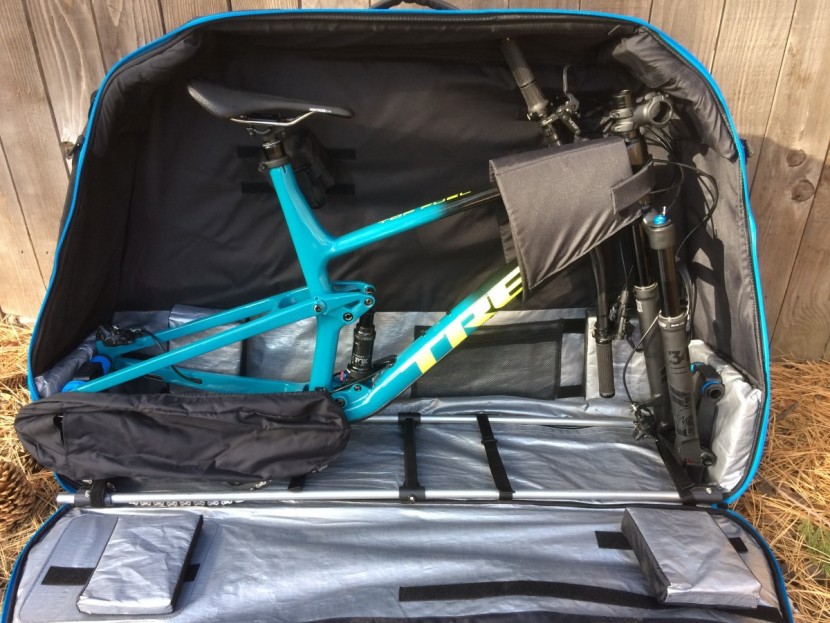 pro bike travel case - the pro bike case delivers solid levels of protection.