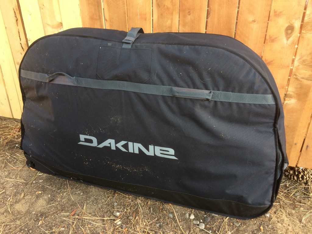 dakine bike roller - our best buy winning dakine bike roller bag gets the job done at an...