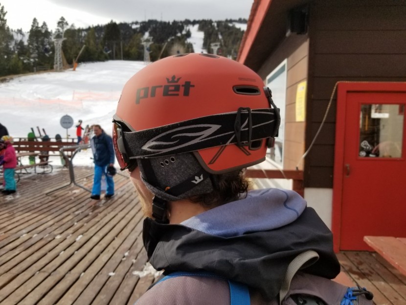 pret cynic x - this helmet fits like a glove with a relatively large range of...