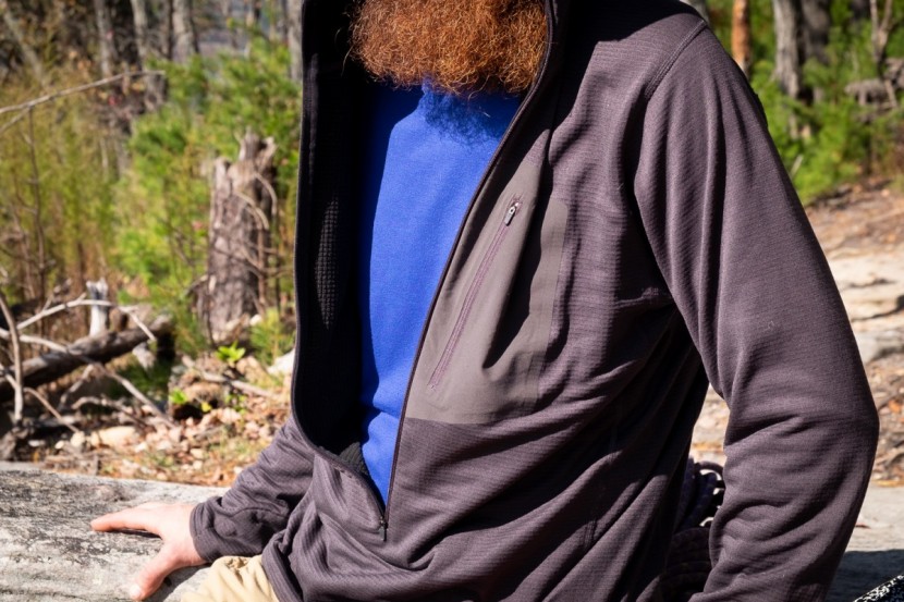 mountain hardwear type 2 fun 3/4 zip hoody - if the grid fleece doesn't breathe well enough, the looooooong front...
