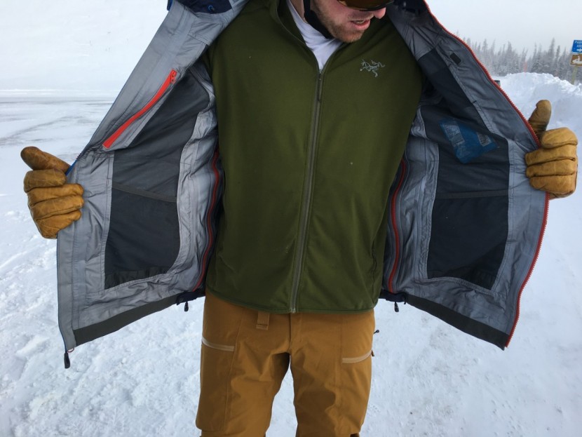 outdoor research hemispheres jacket - an internal chest pocket, mesh pockets and not much else on the...