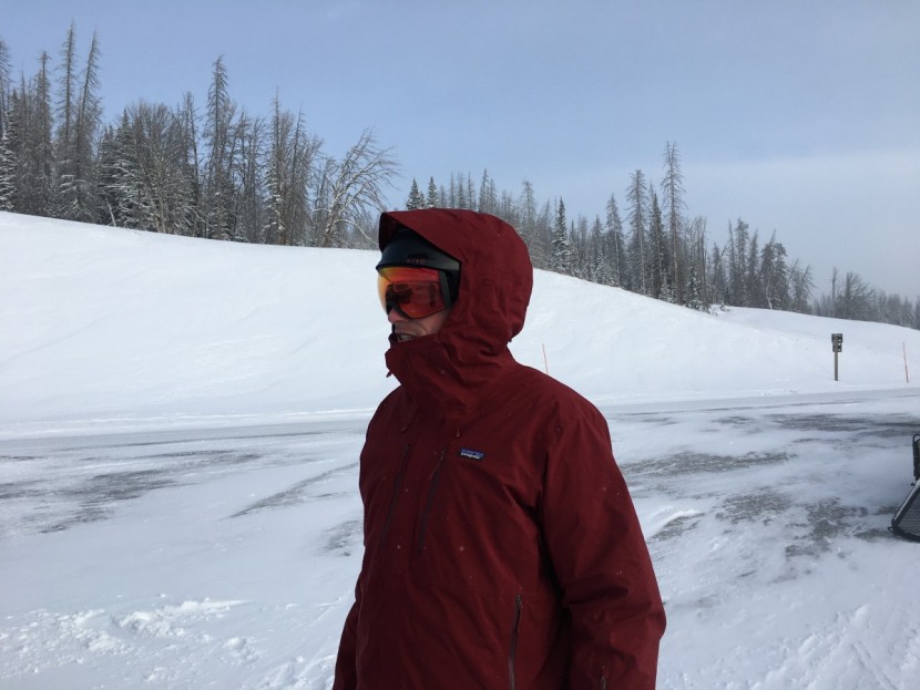 patagonia primo puff - a boxy, loose cut doesn't win any style awards. the patagonia logo...