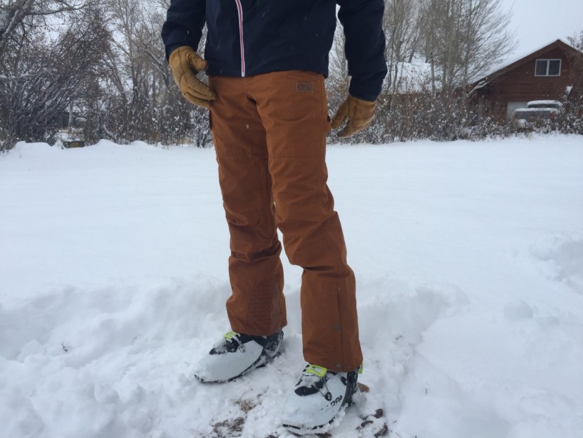 picture organic clothing yakoumo bib - we liked the slender style and color of the yakoumo bibs.