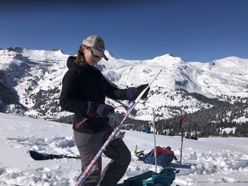 the north face summit l3 ventrix 2.0 hoodie for women - jo tests the warmth of this jacket on a ski day on red mountain pass...