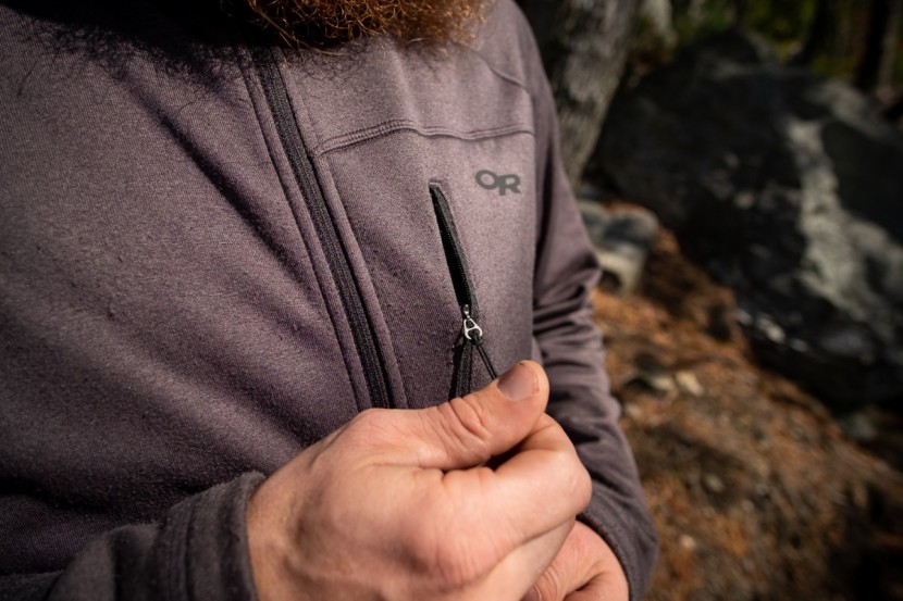 fleece jacket men - almost all fleeces have at least one pocket.