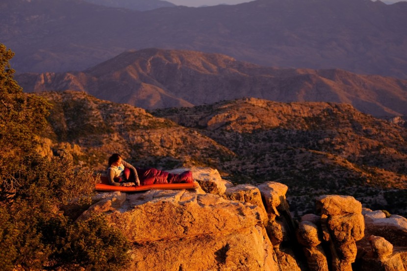 sleeping pad - a thick sleeping pad that can be set on uneven ground with unreal...