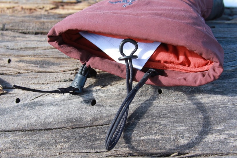 arc'teryx fission sv glove - the removable leashes are simple and adjustable. it girth hitches...