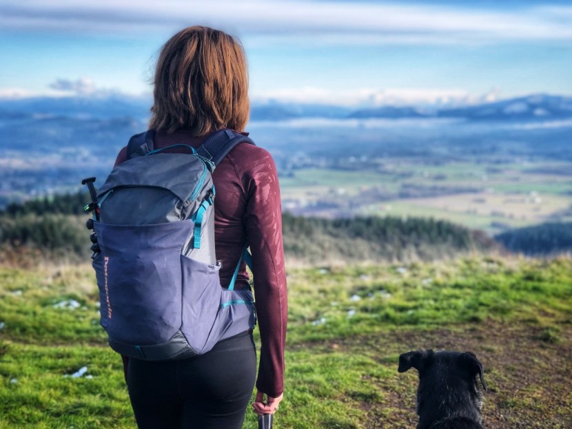 Patagonia Nine Trails Backpack 18L, Black Patagonia Women main image 3