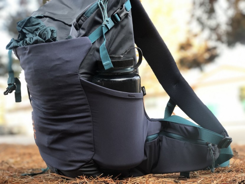 Patagonia Nine Trails Backpack 18L, Black Patagonia Women main image 2