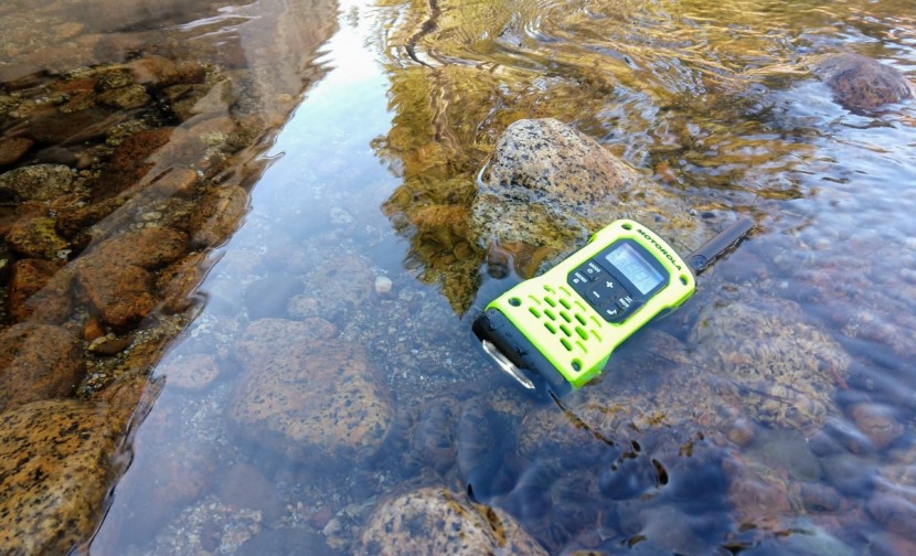 motorola t600 - the light on the bottom of the motorolla t600 flashes when it is...