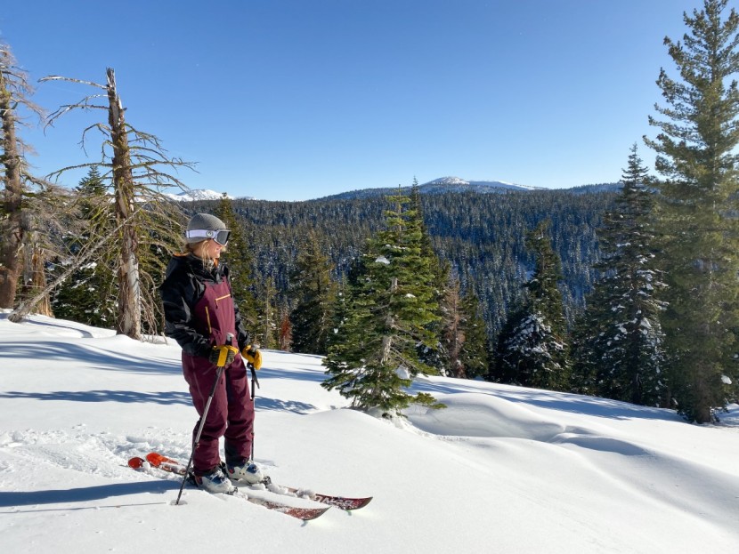 ski pants womens - taking in the views in some excellent backcountry bibs.