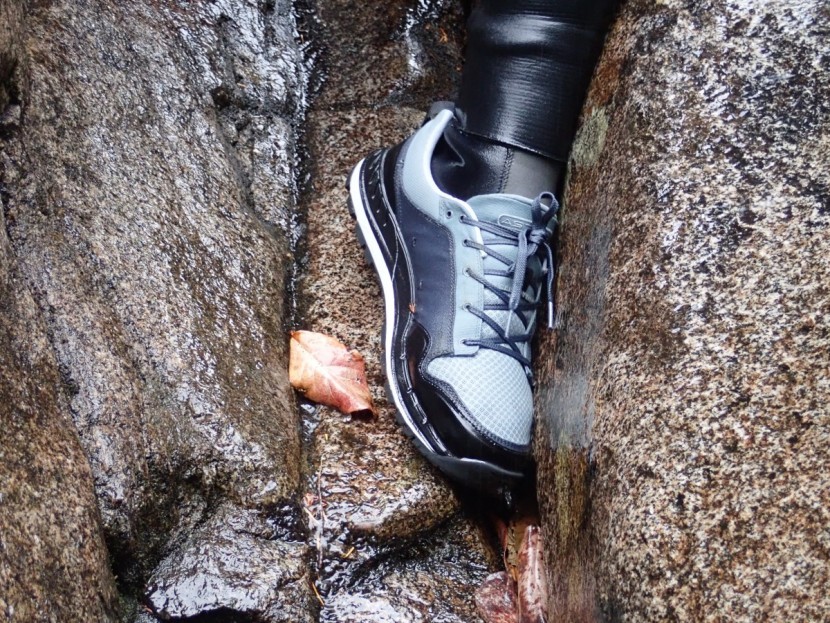 astral tr1 junction - on slick, wet granite, the junction's stuck well, but not quite as...