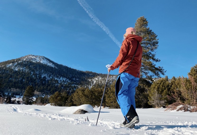 norrona lofoten gore-tex pro pants for women - massive vents of the lofoten dump heat in a hurry.