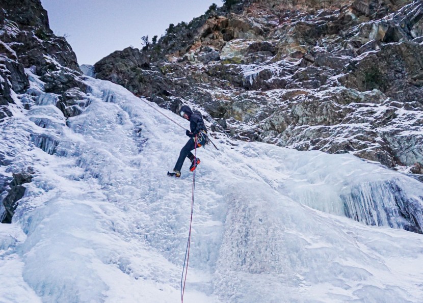 mountain hardwear exposure/2 gore-tex paclite - the color of your jacket is usually inconsequential. in a wilderness...