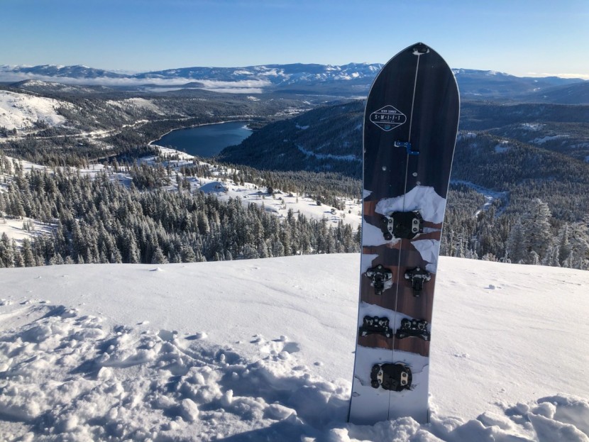 never summer swift splitboard - powder awaits.