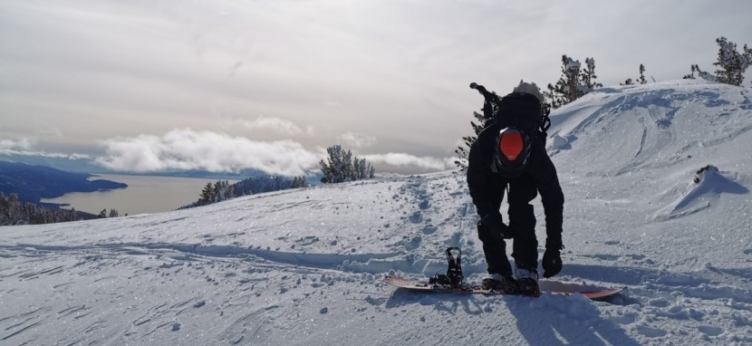 voile spartan ascent - strapping into the spartan ascent.