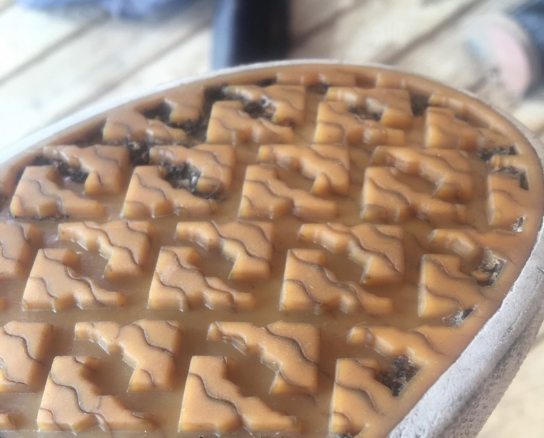 nrs vibe for women - the idaho-shaped lugs (featuring some grand canyon sand stuck...