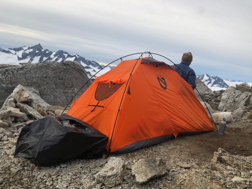 nemo tenshi - for folks wanting a 4-season shelter that is light but is slightly...