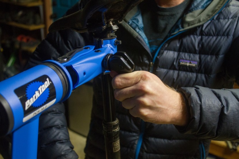 park tool pcs 10.2 - an easy-to-use clamp makes daily maintenance convenient.