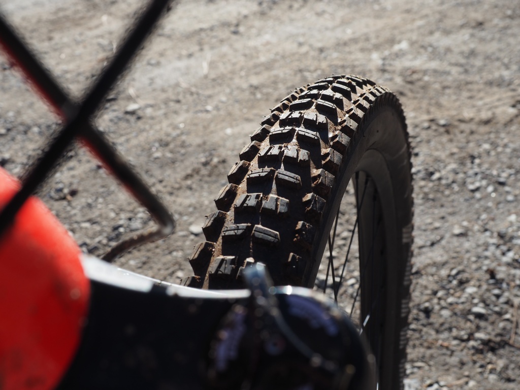 e*thirteen all-terrain race 2.4 - this is a versatile and well-rounded tire that works well front and...