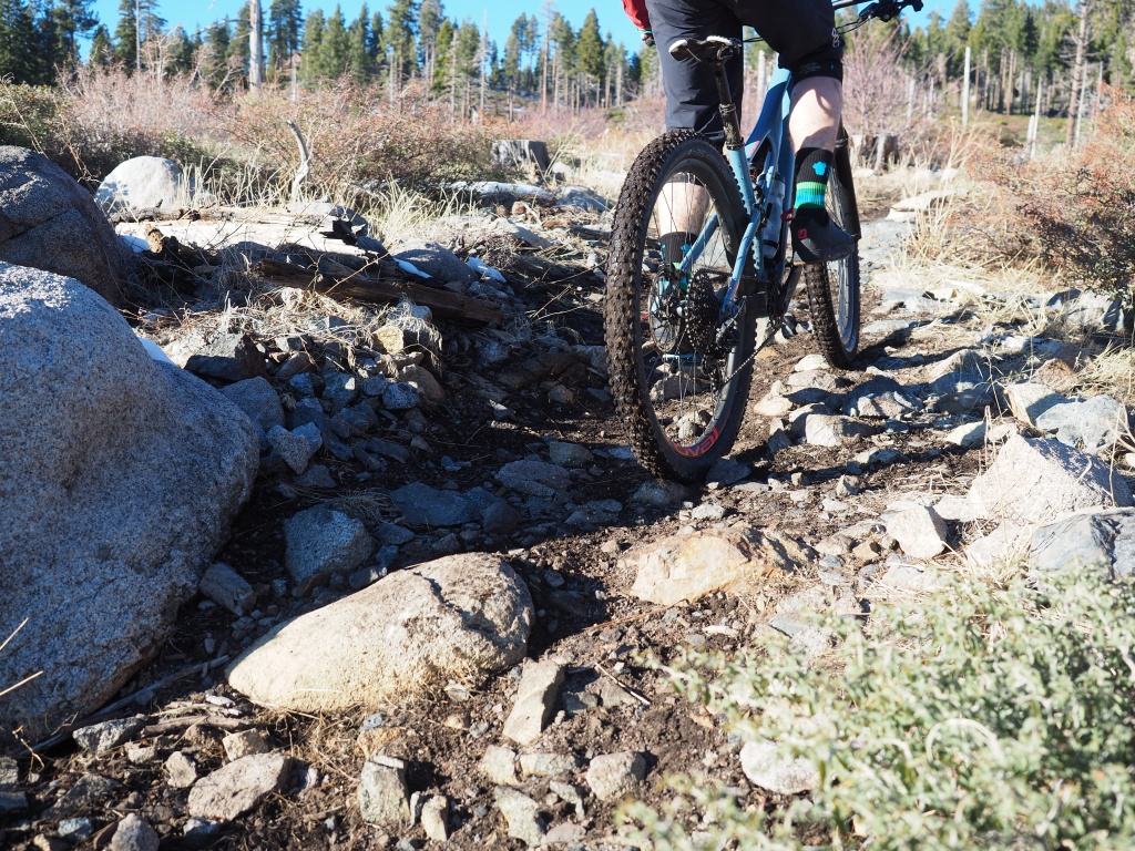 bontrager se4 team issue 2.6 - the ability to run a lower tire pressure gives this tire a...