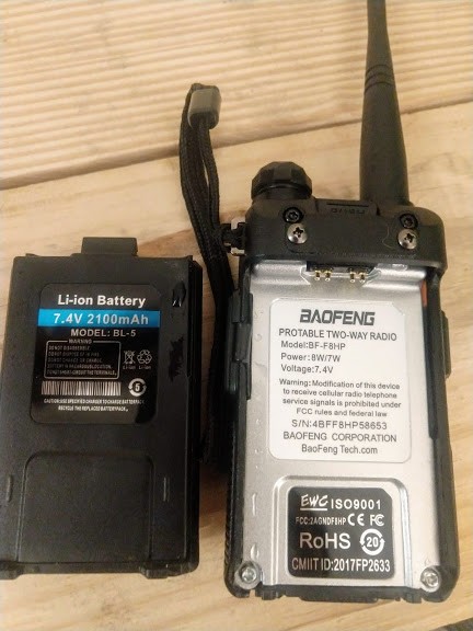 the lithium ion battery pack on the bf-f8hp clipped firmly in and...